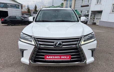 Lexus LX III, 2017 год, 8 200 000 рублей, 8 фотография