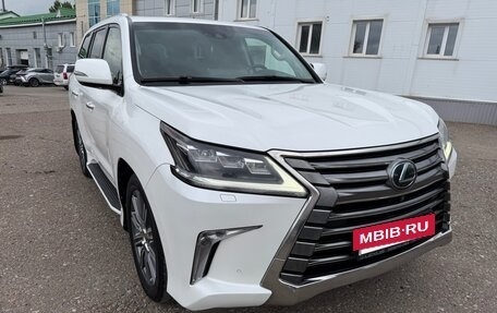 Lexus LX III, 2017 год, 8 200 000 рублей, 2 фотография