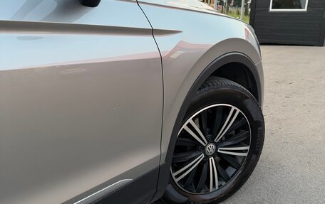 Volkswagen Tiguan II, 2018 год, 2 900 000 рублей, 16 фотография