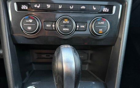 Volkswagen Tiguan II, 2018 год, 2 900 000 рублей, 26 фотография