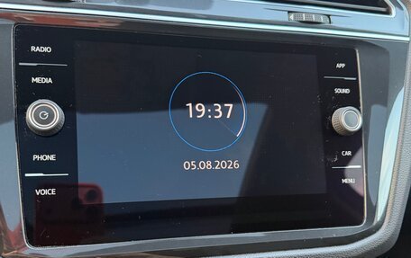 Volkswagen Tiguan II, 2018 год, 2 900 000 рублей, 27 фотография