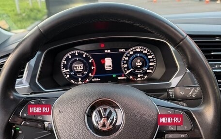 Volkswagen Tiguan II, 2018 год, 2 900 000 рублей, 22 фотография