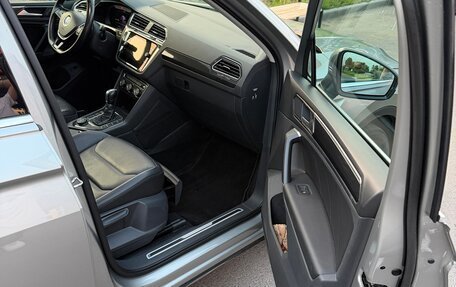 Volkswagen Tiguan II, 2018 год, 2 900 000 рублей, 29 фотография
