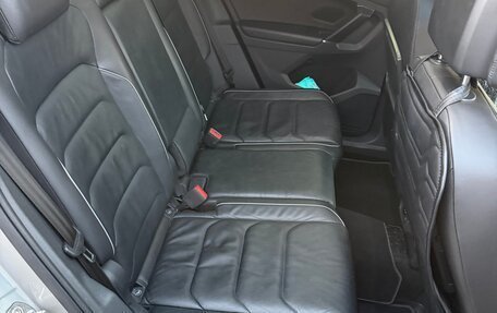 Volkswagen Tiguan II, 2018 год, 2 900 000 рублей, 32 фотография