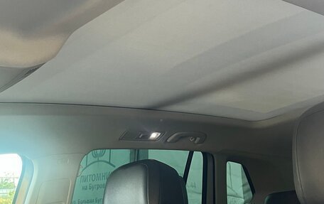 Volkswagen Tiguan II, 2018 год, 2 900 000 рублей, 34 фотография