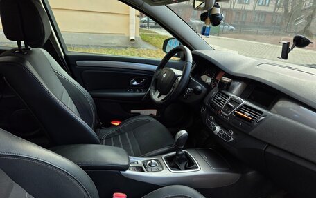 Renault Laguna III рестайлинг, 2012 год, 800 000 рублей, 13 фотография