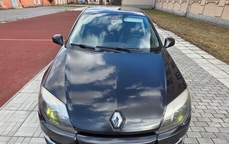Renault Laguna III рестайлинг, 2012 год, 800 000 рублей, 11 фотография