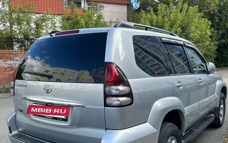 Toyota Land Cruiser Prado 120 рестайлинг, 2008 год, 3 200 000 рублей, 4 фотография