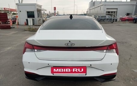 Hyundai Elantra, 2022 год, 1 399 000 рублей, 6 фотография