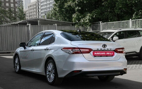 Toyota Camry, 2020 год, 3 100 000 рублей, 6 фотография