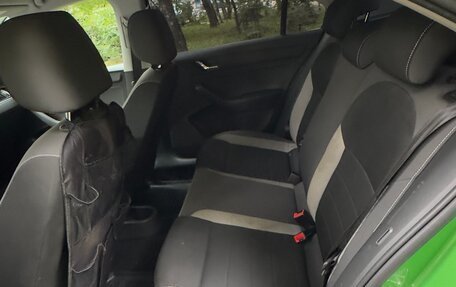 Skoda Rapid I, 2017 год, 1 200 000 рублей, 10 фотография