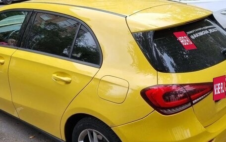 Mercedes-Benz A-Класс, 2019 год, 1 990 000 рублей, 3 фотография