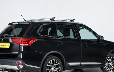 Mitsubishi Outlander III рестайлинг 3, 2016 год, 1 659 000 рублей, 7 фотография