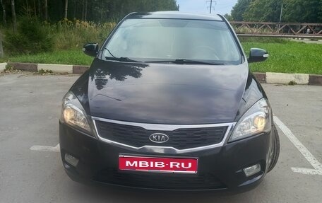 KIA cee'd I рестайлинг, 2010 год, 780 000 рублей, 1 фотография