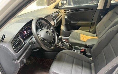 Volkswagen T-Roc I, 2021 год, 1 630 000 рублей, 4 фотография