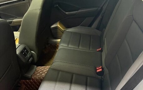 Volkswagen T-Roc I, 2021 год, 1 630 000 рублей, 5 фотография