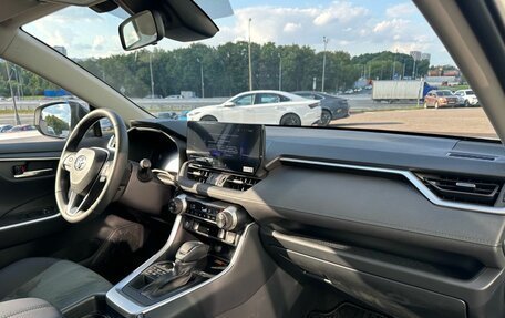 Toyota RAV4, 2025 год, 4 090 000 рублей, 8 фотография