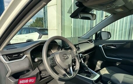 Toyota RAV4, 2025 год, 4 090 000 рублей, 6 фотография