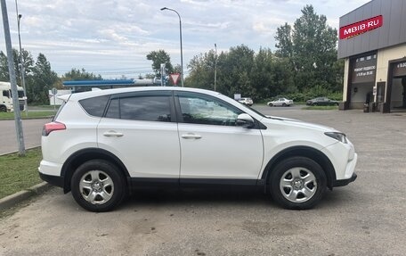 Toyota RAV4, 2019 год, 2 500 000 рублей, 4 фотография
