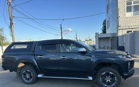 Mitsubishi L200 IV рестайлинг, 2022 год, 4 050 000 рублей, 4 фотография