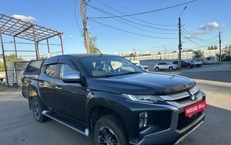 Mitsubishi L200 IV рестайлинг, 2022 год, 4 050 000 рублей, 3 фотография