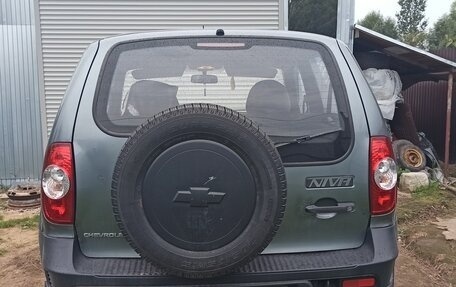 Chevrolet Niva I рестайлинг, 2009 год, 390 000 рублей, 9 фотография
