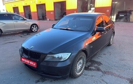 BMW 3 серия, 2006 год, 600 000 рублей, 1 фотография