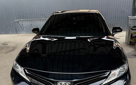 Toyota Camry, 2018 год, 2 550 000 рублей, 1 фотография
