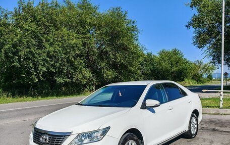 Toyota Camry, 2013 год, 1 680 000 рублей, 2 фотография