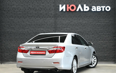 Toyota Camry, 2014 год, 1 670 000 рублей, 4 фотография
