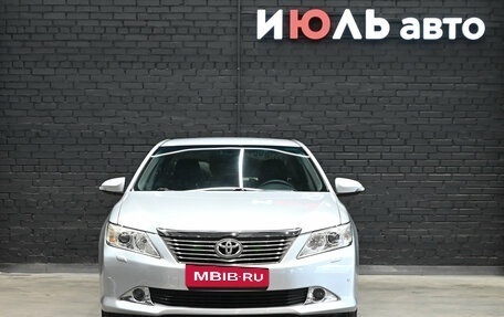 Toyota Camry, 2014 год, 1 670 000 рублей, 2 фотография