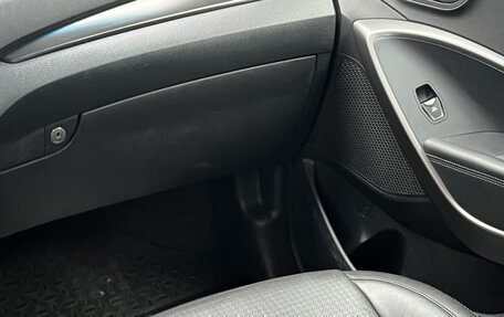 Hyundai Santa Fe III рестайлинг, 2013 год, 1 780 000 рублей, 16 фотография