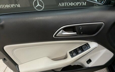 Mercedes-Benz GLA, 2018 год, 2 450 000 рублей, 12 фотография