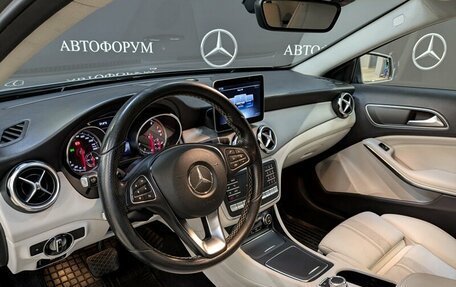 Mercedes-Benz GLA, 2018 год, 2 450 000 рублей, 11 фотография