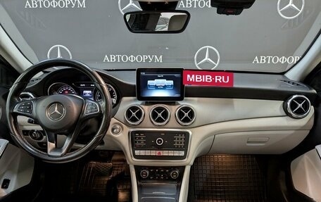 Mercedes-Benz GLA, 2018 год, 2 450 000 рублей, 14 фотография