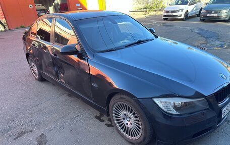BMW 3 серия, 2006 год, 600 000 рублей, 3 фотография