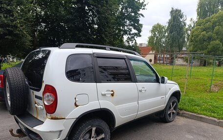Chevrolet Niva I рестайлинг, 2011 год, 240 000 рублей, 4 фотография