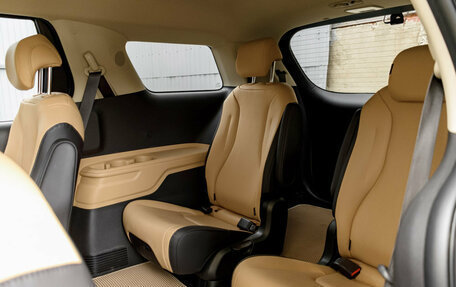 KIA Carnival, 2022 год, 4 250 000 рублей, 28 фотография