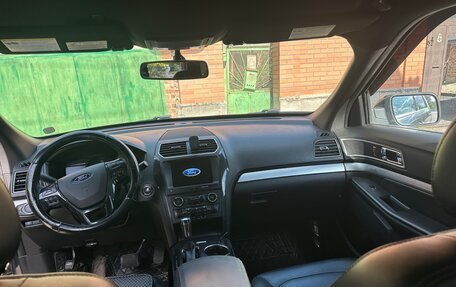 Ford Explorer VI, 2017 год, 2 400 000 рублей, 7 фотография