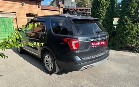 Ford Explorer VI, 2017 год, 2 400 000 рублей, 4 фотография