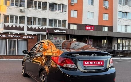 Hyundai Solaris II рестайлинг, 2013 год, 800 000 рублей, 6 фотография