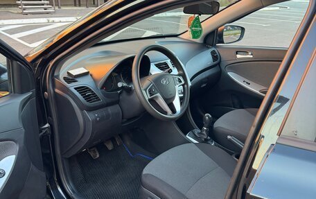 Hyundai Solaris II рестайлинг, 2013 год, 800 000 рублей, 9 фотография