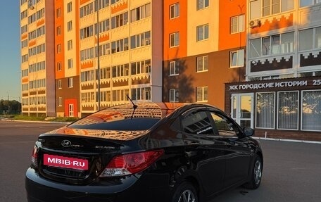 Hyundai Solaris II рестайлинг, 2013 год, 800 000 рублей, 8 фотография