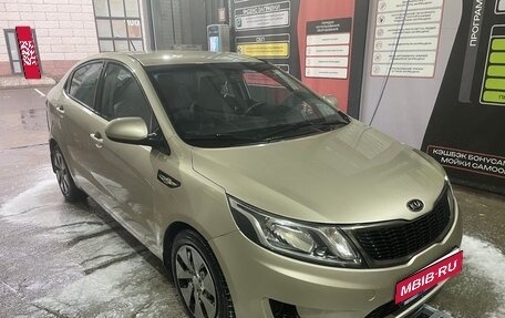 KIA Rio III рестайлинг, 2012 год, 700 000 рублей, 8 фотография