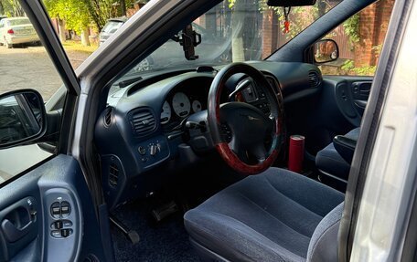 Chrysler Voyager IV, 2001 год, 635 000 рублей, 7 фотография