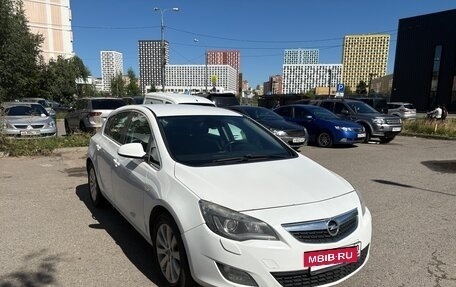 Opel Astra J, 2011 год, 550 000 рублей, 11 фотография