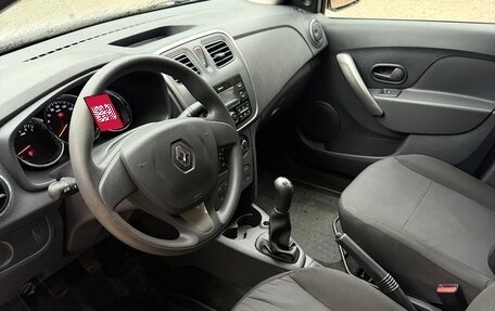 Renault Logan II, 2017 год, 835 000 рублей, 11 фотография