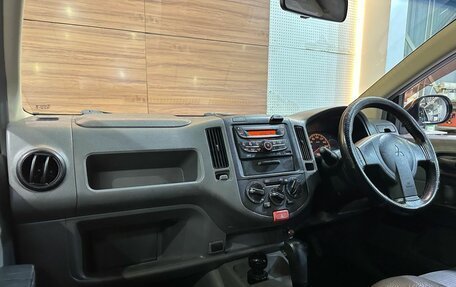 Mitsubishi Lancer Cargo Y12, 2009 год, 449 000 рублей, 9 фотография