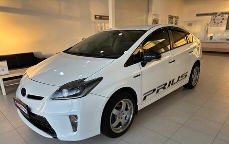 Toyota Prius, 2012 год, 1 149 900 рублей, 3 фотография