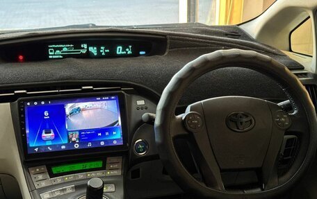 Toyota Prius, 2012 год, 1 149 900 рублей, 9 фотография